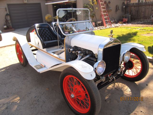 1920 Ford Model T Speedster Classic Collector Race Car - photo 2