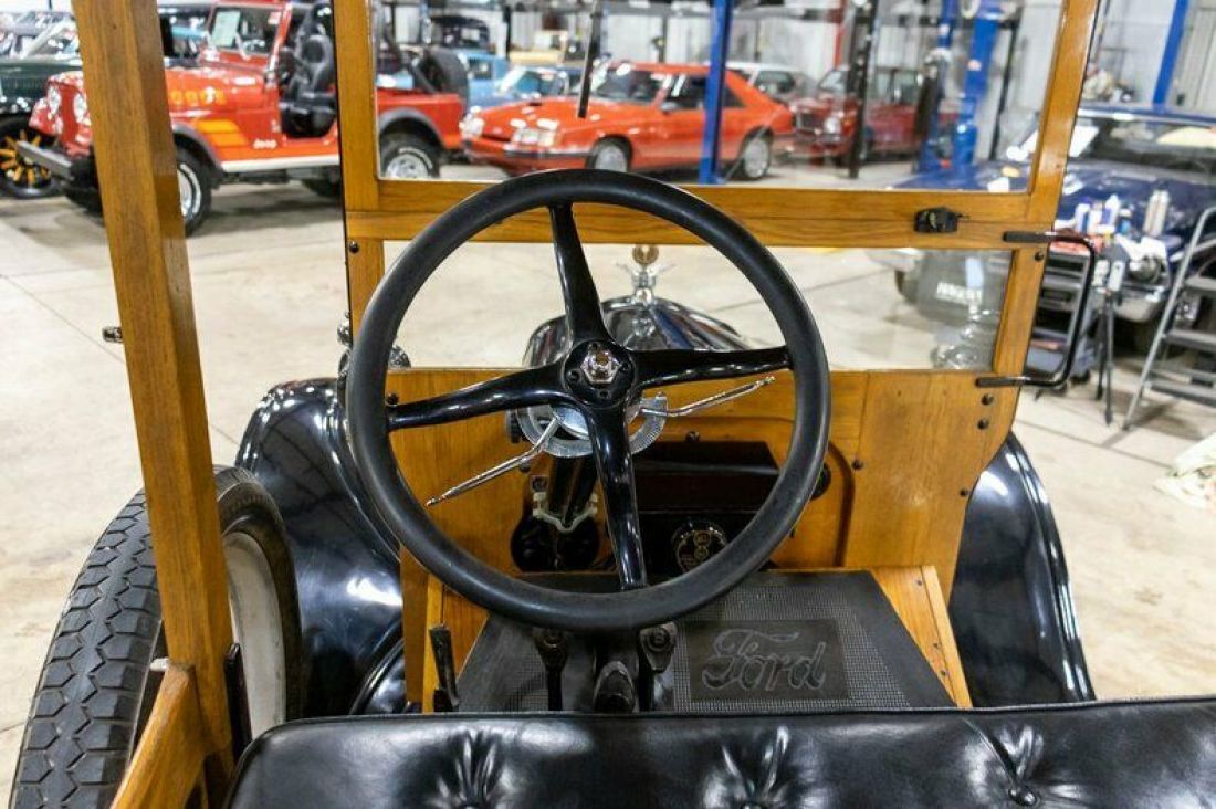 1921 Ford Model T Canopy Express - photo 12