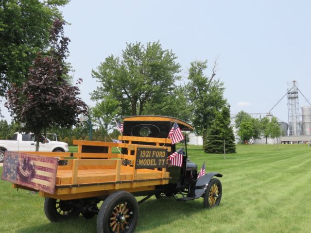 1921 Ford Model T - photo 2