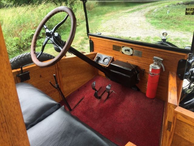 1921 Ford Model T Hack - photo 2