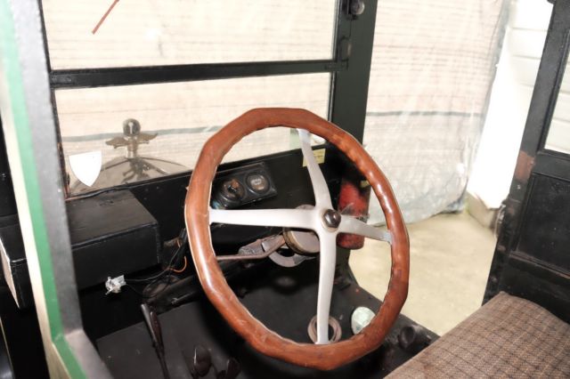 1921 Ford Model T - photo 11