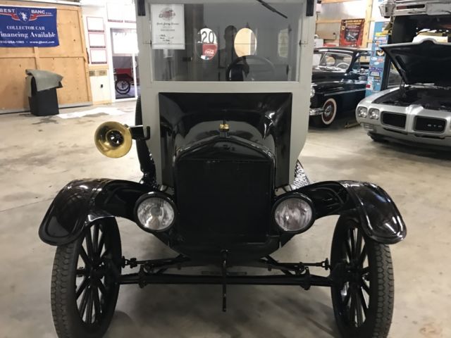 1922 Ford Model T Panel Truck Delivery - photo 7