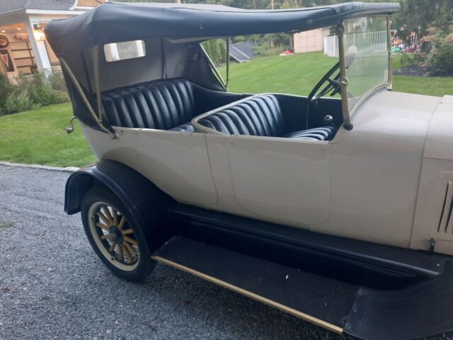 1922 Willys-Overland Dauphine - photo 3