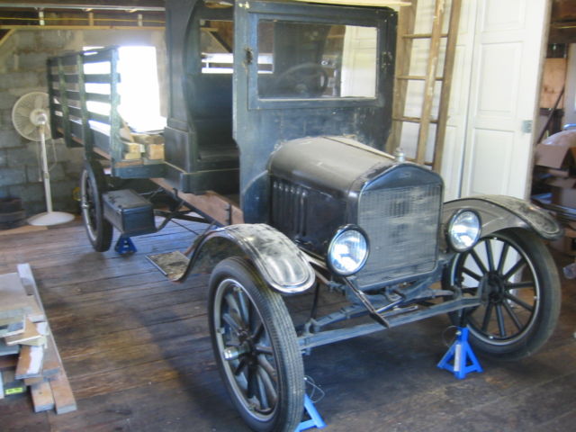 1923 Ford Model T 1-Ton Stake Body (Model TT) 1923 Ford Model T