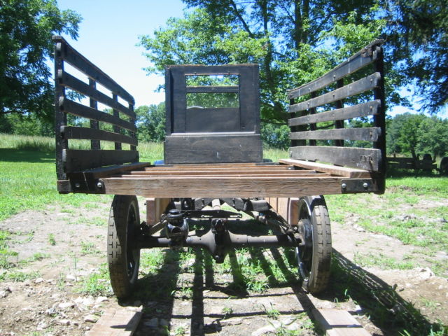1923 Ford Model T - photo 2