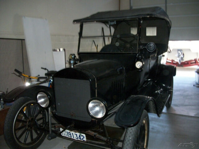 1923 Ford Model T 3 Door Touring Sedan - photo 12