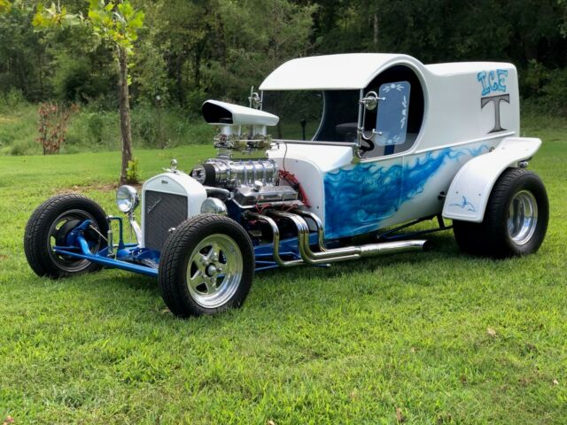 1923 Ford C cab - photo 2