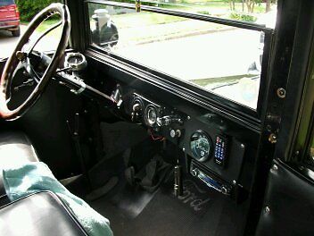 1923 Ford Model T tall coupe - photo 3