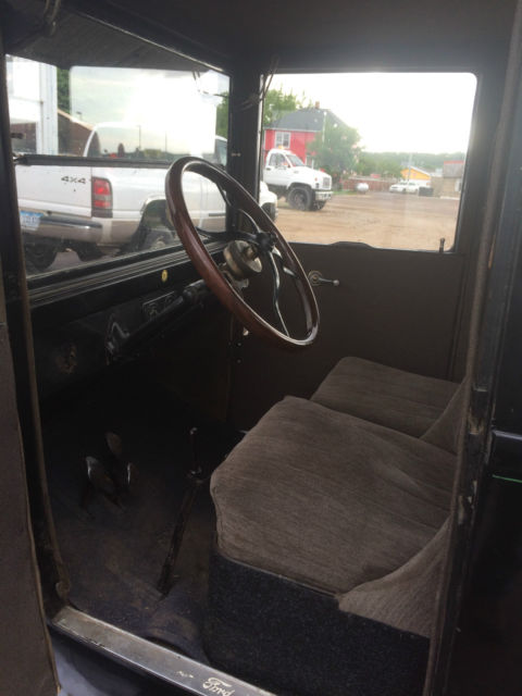 1923 Ford Model T - photo 3