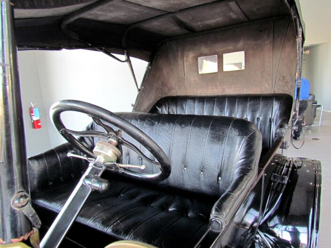 1923 Ford Model T Touring - photo 11
