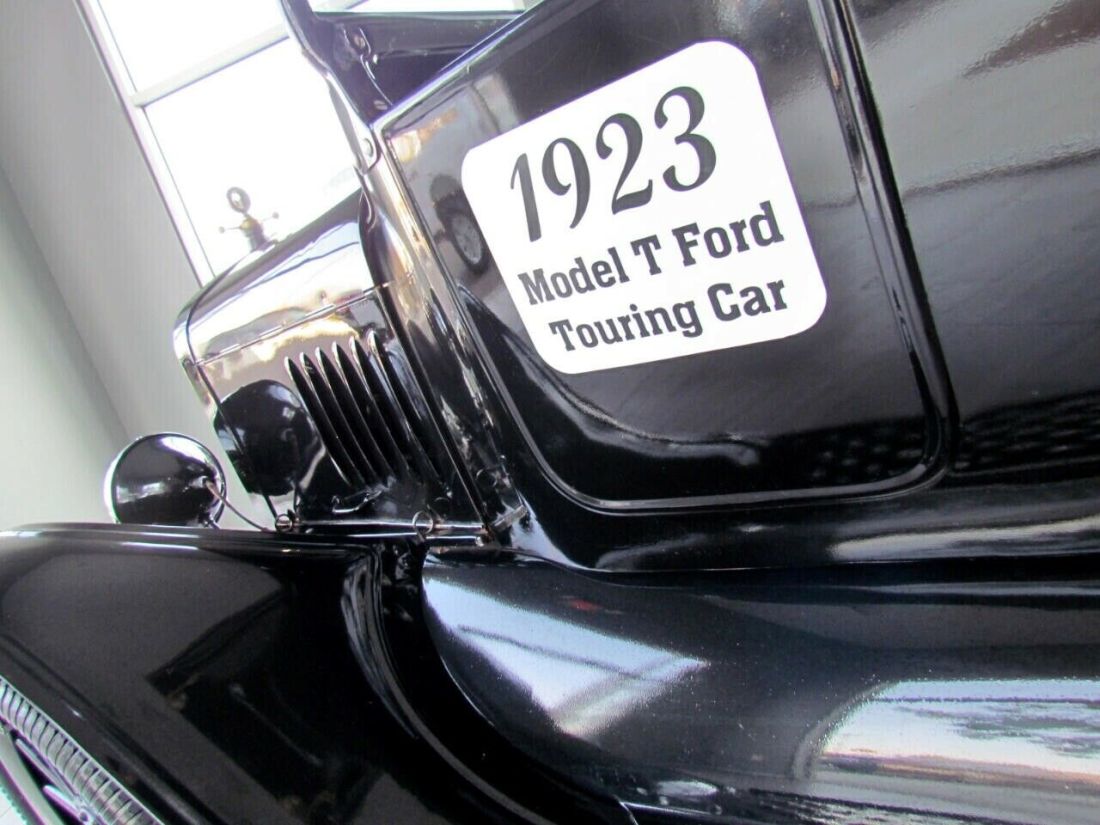 1923 Ford Model T Touring - photo 9