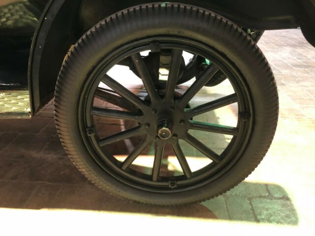 1923 Ford Model T - photo 13