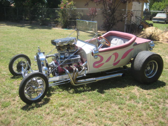 1923 Ford T Bucket TOTAL PERFORMANCE FIBERGLASS TCI FRAME SBC TH350 AWARD WINNER 1923 Ford Model T