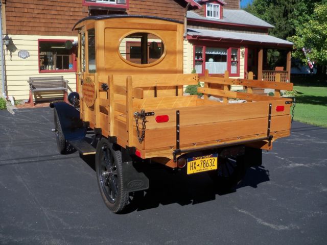 1923 Ford Model T - photo 4
