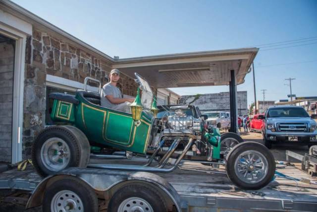1924 Fad T Bucket Roadster, former ISCA show car, built 1965-66 1924 Ford Model T