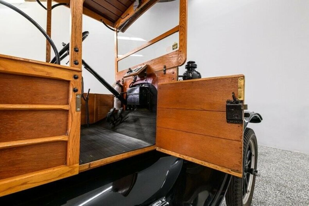 1924 Ford Model T Depot Hack - photo 11