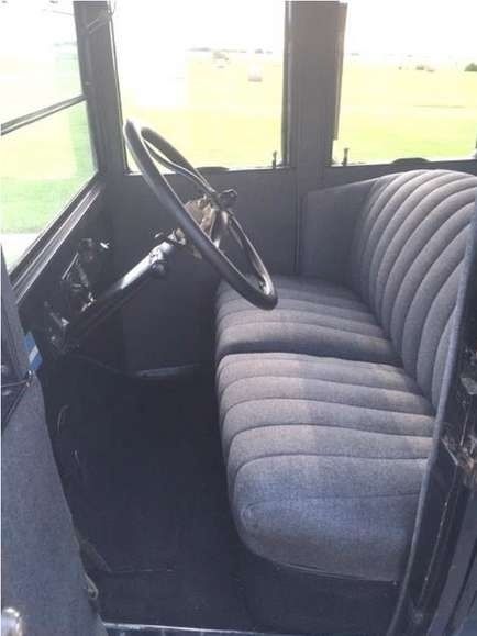 1924 Ford Model T Sedan - photo 5