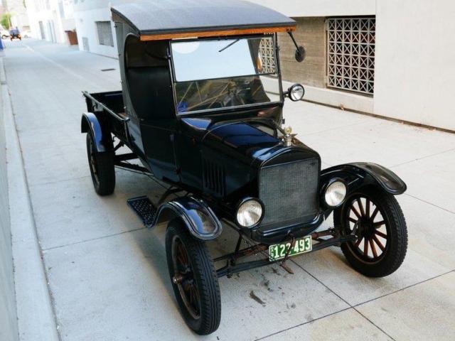 1924 Ford Model T TC Cab - photo 2