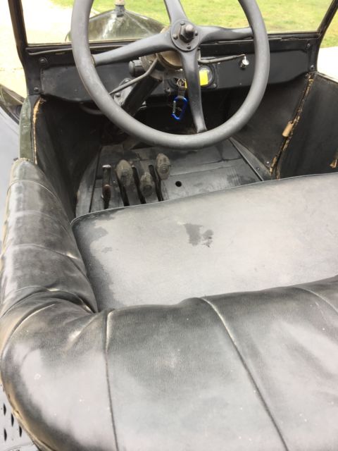 1924 Ford Model T - photo 11