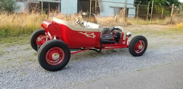 1924 Ford Model T roadster - photo 11