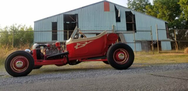 1924 Ford Model T roadster - photo 8