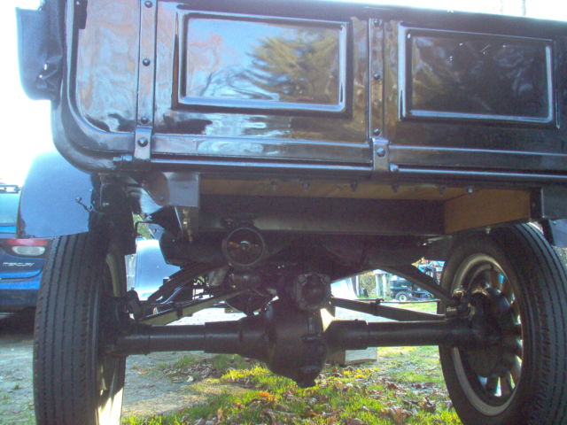 1924 Ford Model T - photo 2
