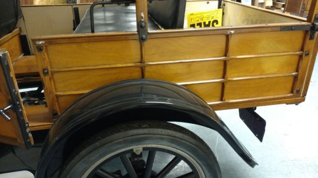 1924 Ford Model T 4 DR - photo 6
