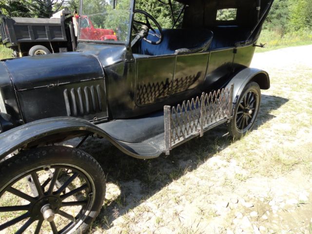 1925 Ford Model T - photo 10