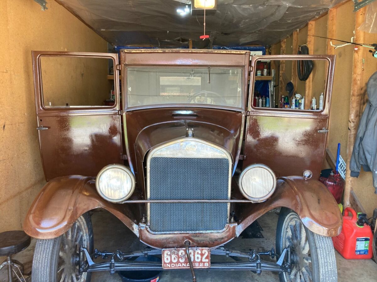 1925 Ford Model T - photo 2