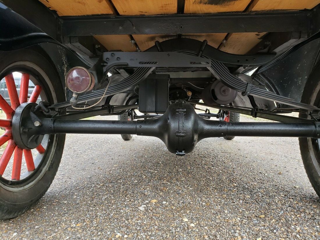 1925 Ford Model T - photo 10