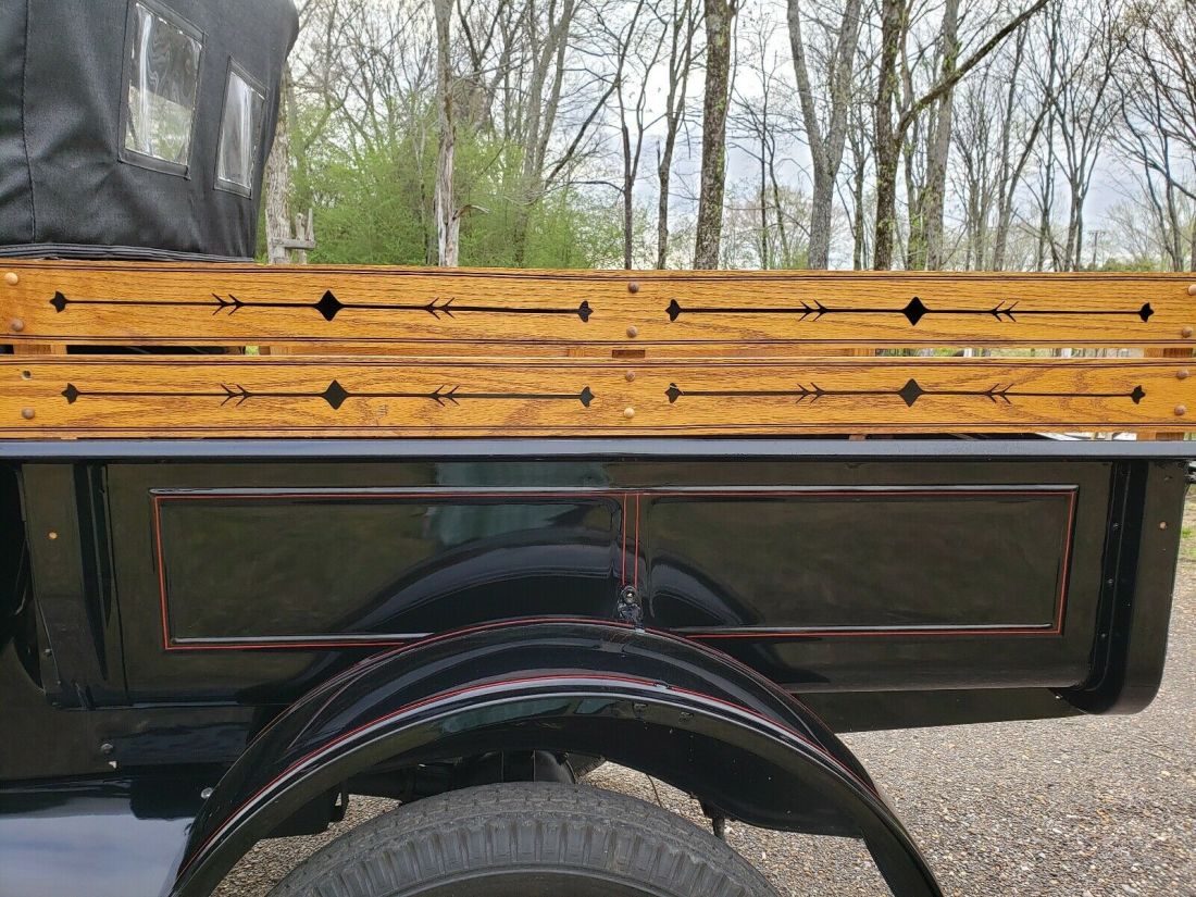1925 Ford Model T - photo 13