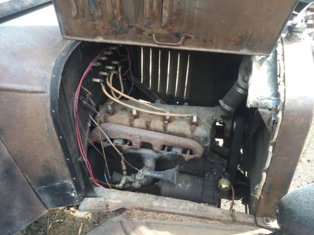 1925 Ford Model T - photo 2
