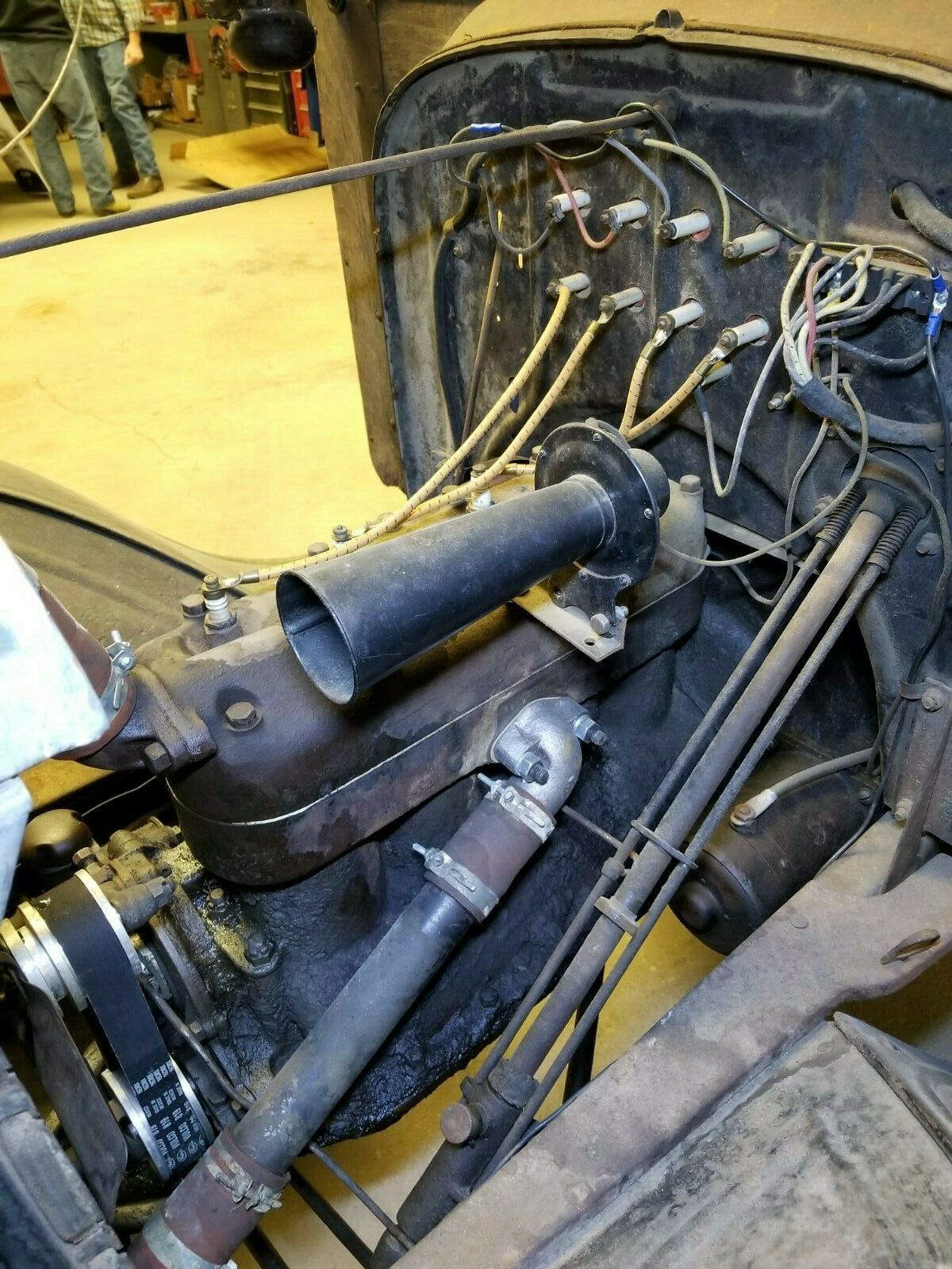 1925 Ford Model T - photo 11