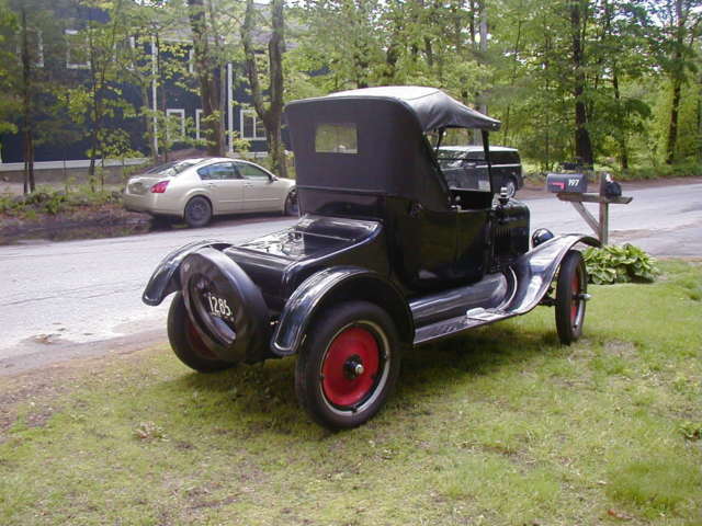1925 Ford Model T Turtle Back Roadster/Convertible - photo 5
