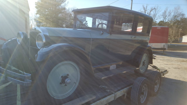 1925 Nash two door sedan - photo 5