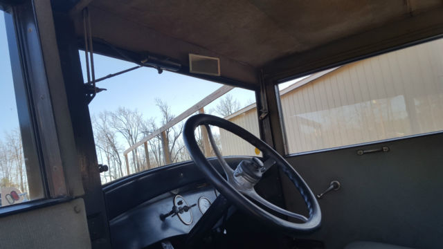 1925 Nash two door sedan - photo 9