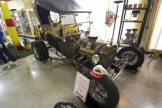 1925 T Bucket *Model T* 1925 Ford Model T 350sb ford 9inch