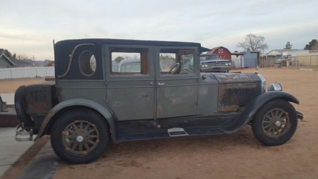 1926 Buick Brougham Sedan - photo 2