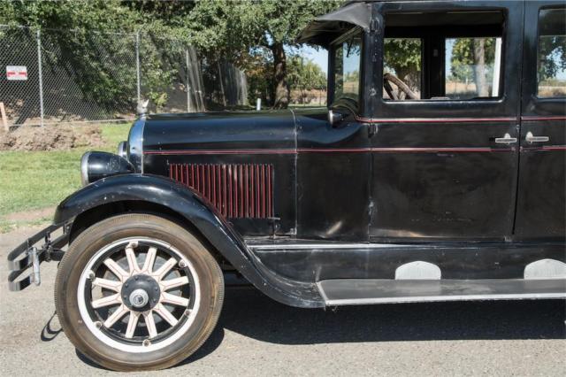 1926 Chrysler 60 Sedan - photo 3