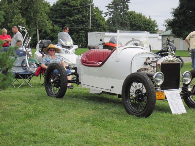 1926 Ford Model T - photo 11
