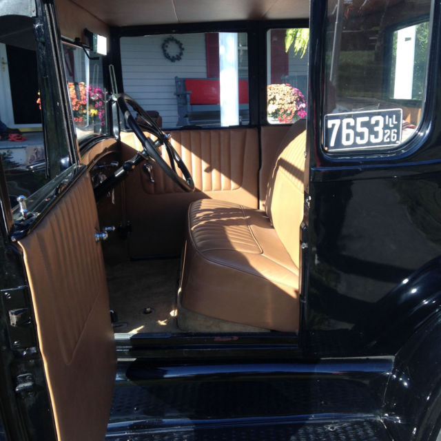 1926 Ford Model T Coupe - photo 5