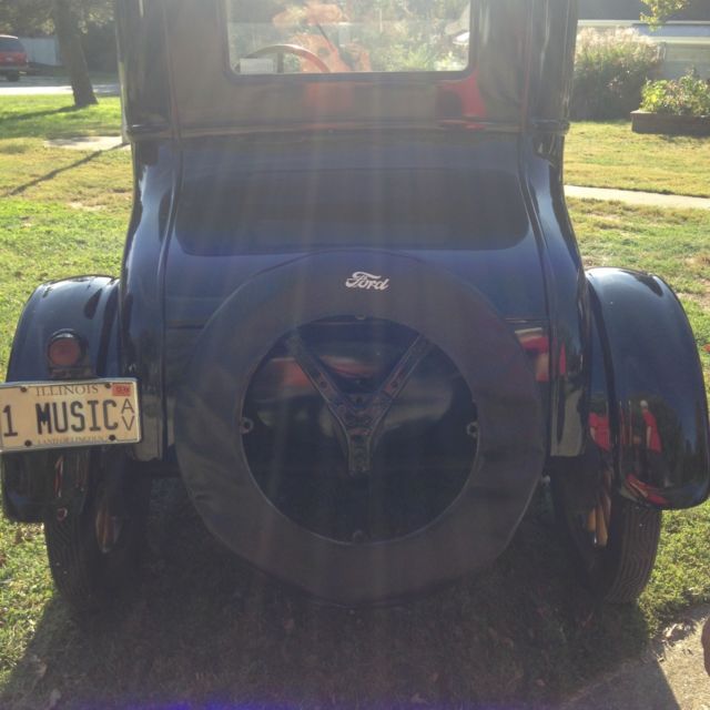 1926 Ford Model T Coupe - photo 6