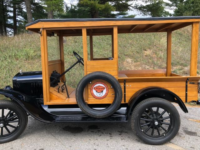1926 Ford Model T Huckster Covered Pickup 1926 Ford Model T