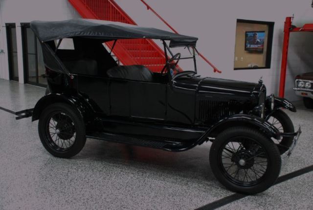 1926 Ford Model T touring - photo 10
