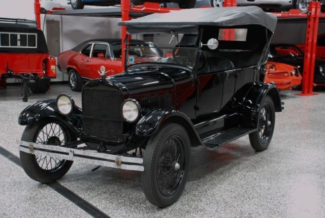 1926 Ford Model T touring - photo 4