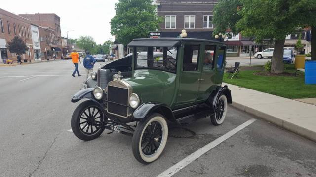 1926 Ford Model T 4 door sedan - photo 6