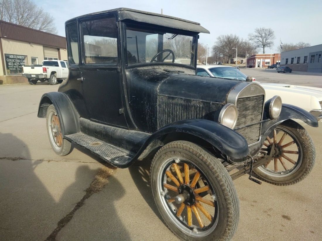 1926 Ford Model T coupe - photo 8