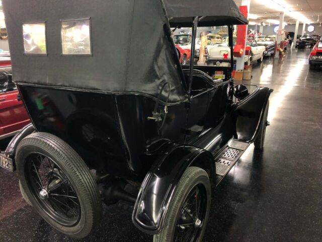 1926 Ford Model T Touring - photo 5