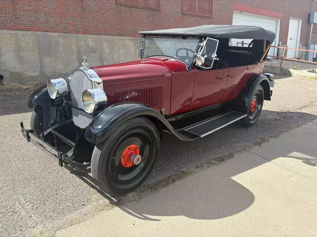 1926 Packard sedan convertable Very hard to find at this price 53,000 Miles Burg 1926 Packard sedan convertable Very hard to find at this price