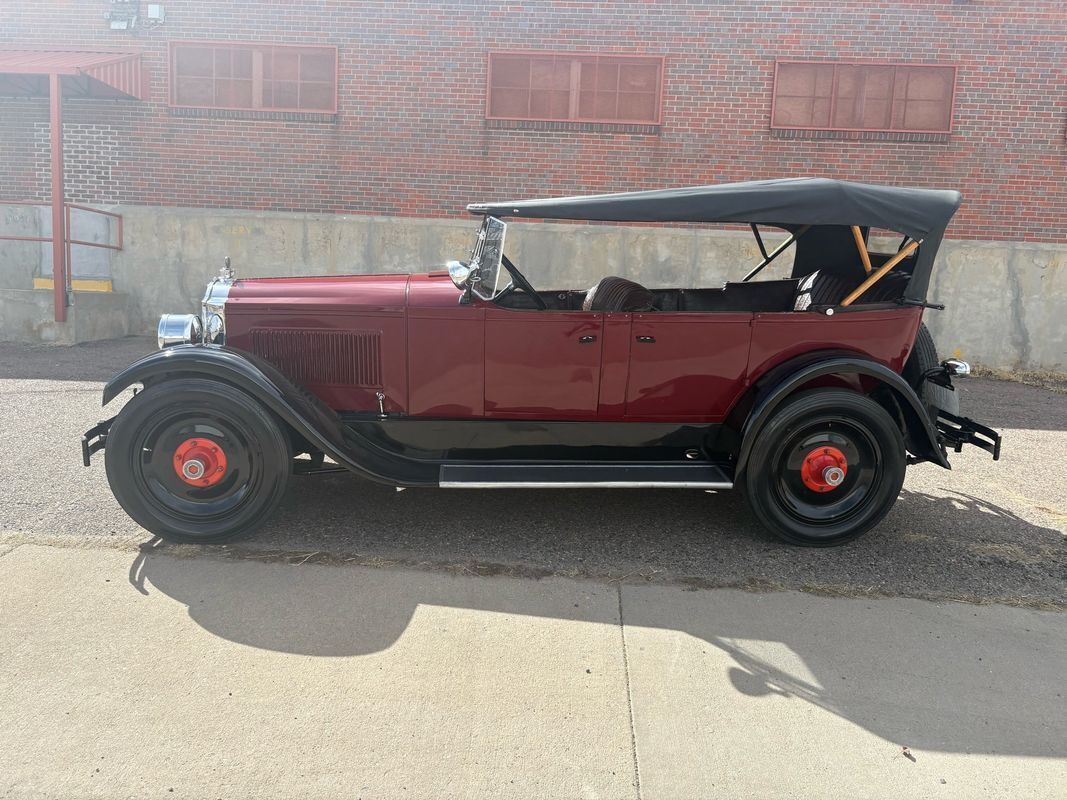 1926 Packard sedan convertable Very hard to find at this price - photo 2